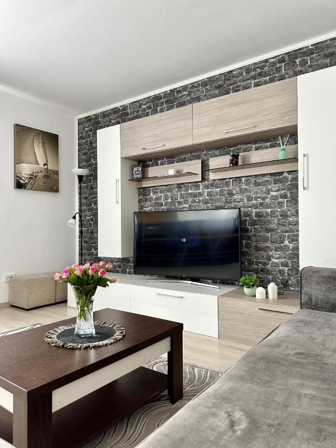 Apartament Iris Lägenhet Sibiu Exteriör bild