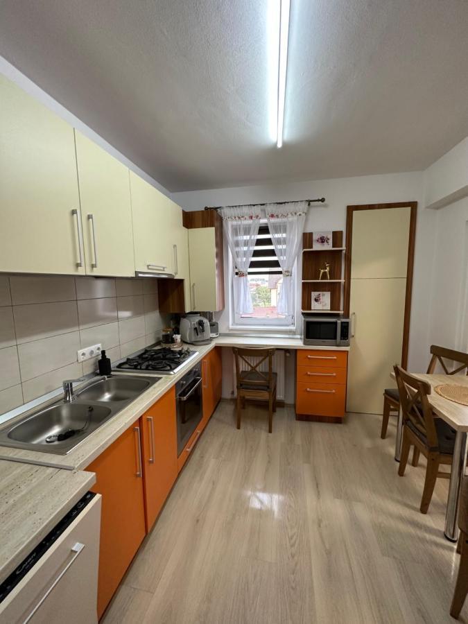 Apartament Iris Lägenhet Sibiu Exteriör bild